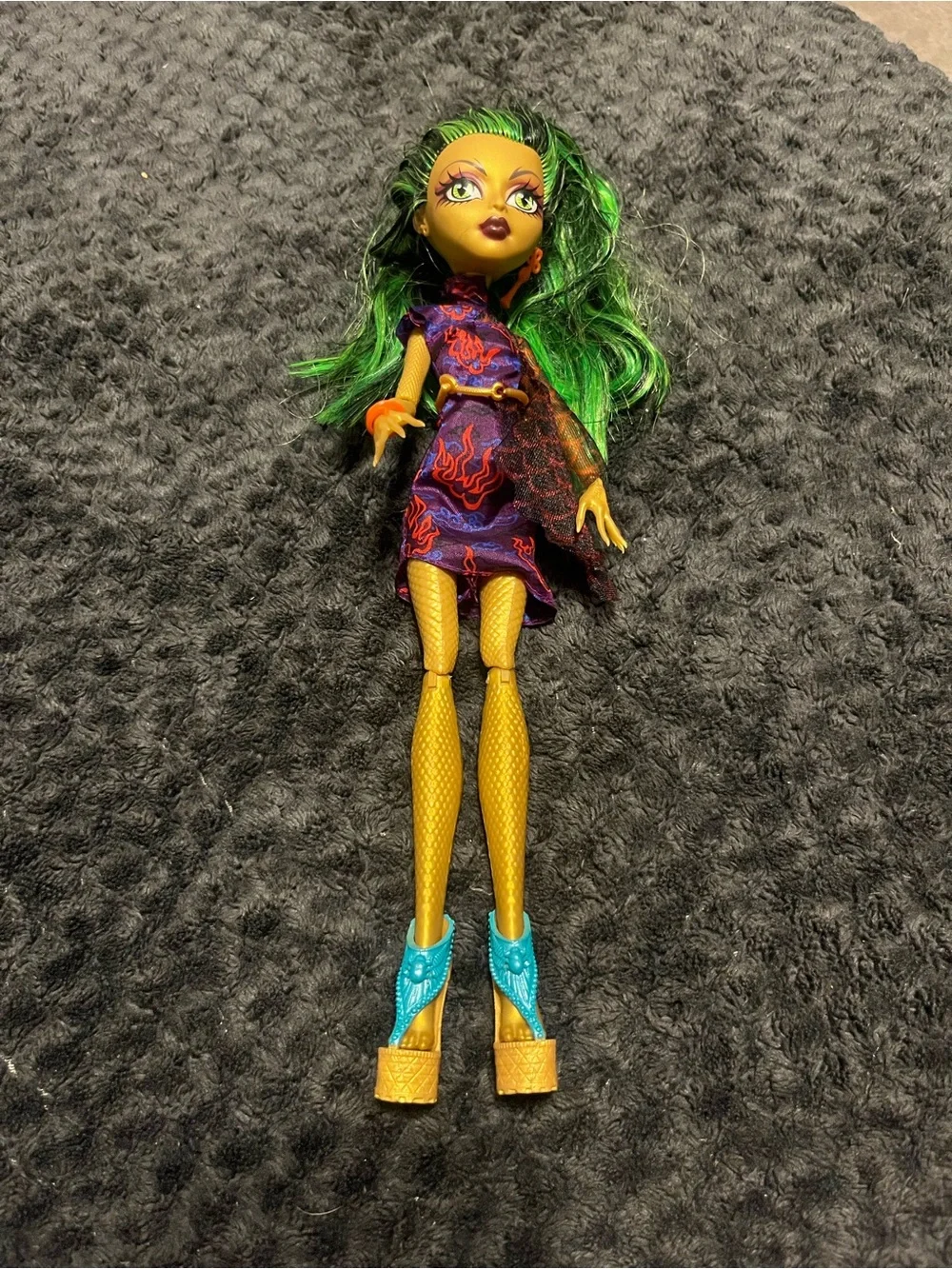 Monster High Jinafire Long Doll from Scaris City of Frights